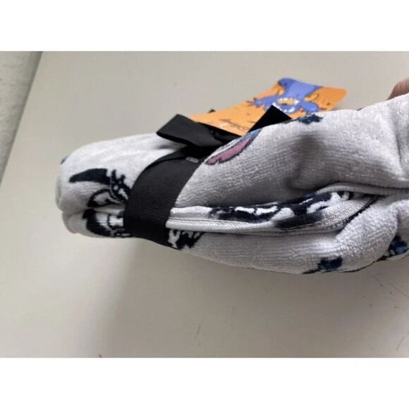 Set Of 2 Disney STITCH Skeleton Costume Halloween Hand Towels Bath 16 X 28” NEW - Picture 10 of 10